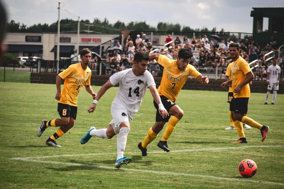 U17男足亚洲杯中国队1比2负于日本遭遇两连败